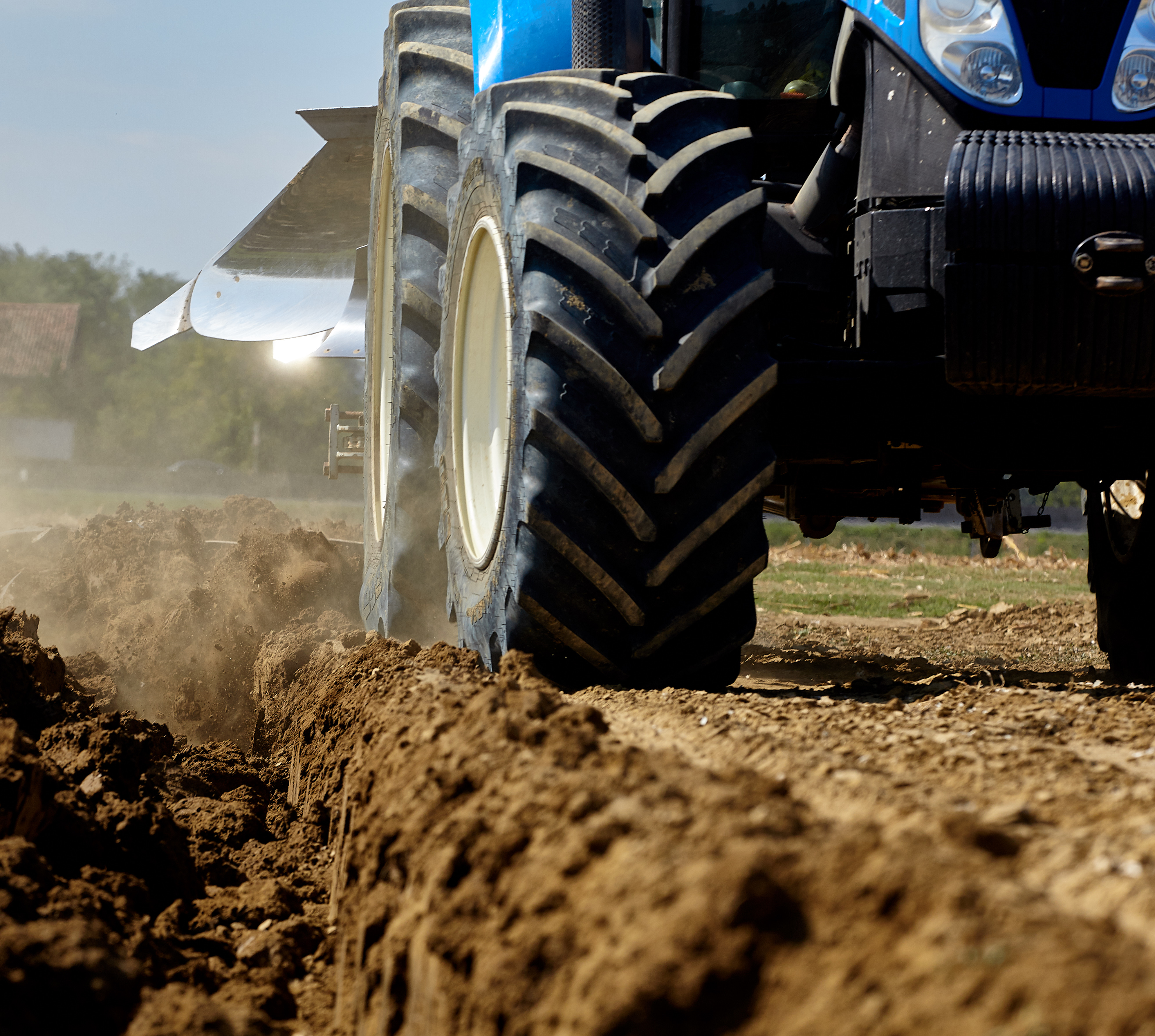 Tracteur neuf, d’occasion ou loué : lequel vous convient? 3